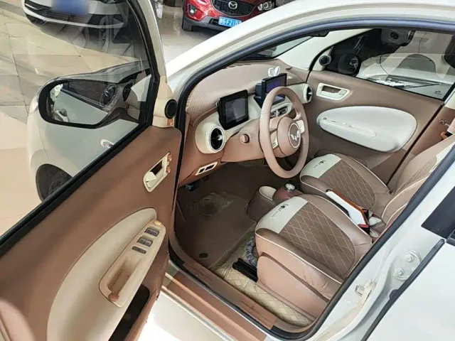 Wuling Hongguang Mini EV — Фото автомобиля 15