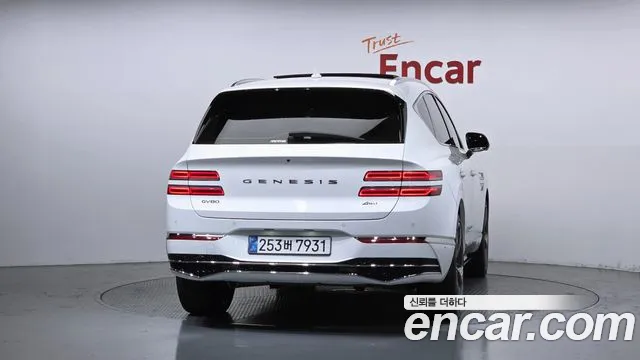 Genesis GV80 — Фото автомобиля 4