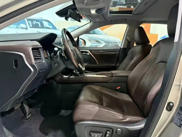 Lexus RX — Фото автомобиля 2
