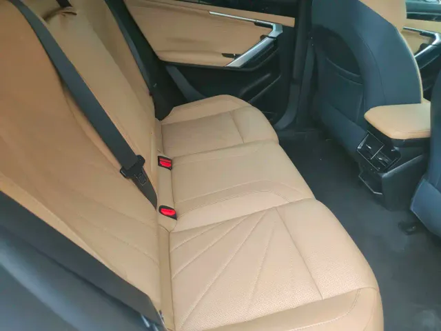 Geely Boyue L — Фото автомобиля 11