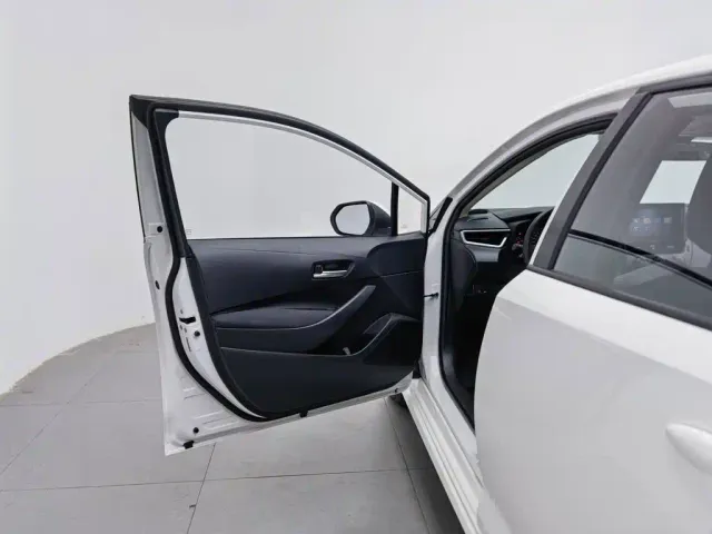 Toyota Corolla — Фото автомобиля 8