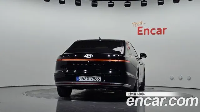 Hyundai Grandeur GN7 — Фото автомобиля 4