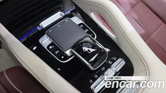 Mercedes-Benz GLS-Class — Фото автомобиля 15