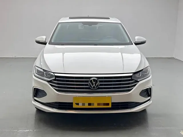 Volkswagen Lavida — Фото автомобиля 2