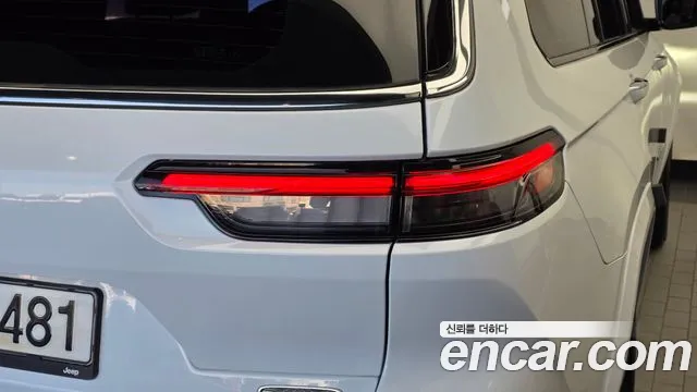 Jeep Cherokee WL — Фото автомобиля 8