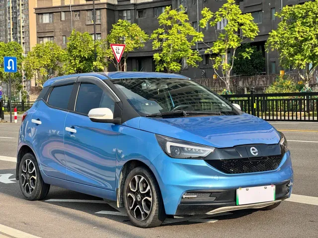 JMEV EV3 — Фото автомобиля 3