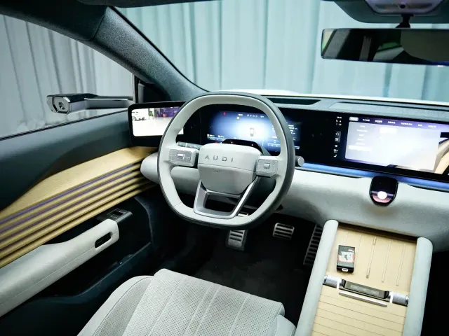 Audi E5 Sportback — Фото автомобиля 5