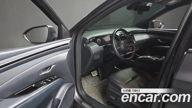 Hyundai Tucson Tucson (NX4) Бензин 1.6 турбо 2WD — Фото автомобиля 8