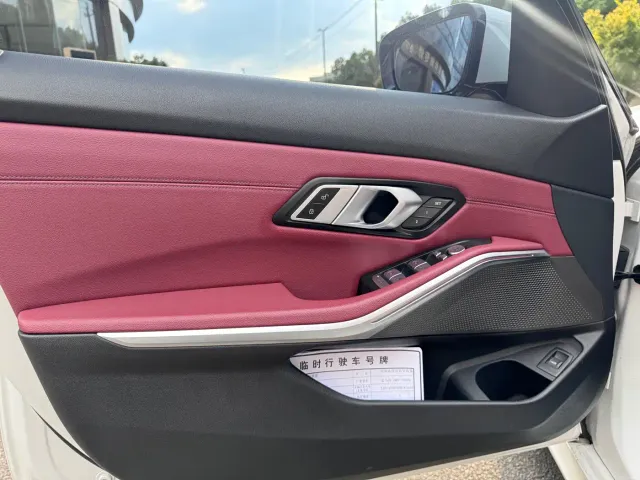 BMW 3 Series — Фото автомобиля 4