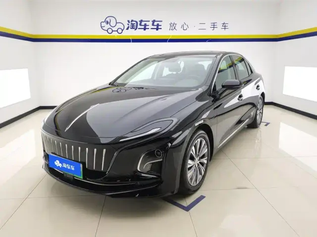 Фотография автомобиля — Hongqi E-QM5