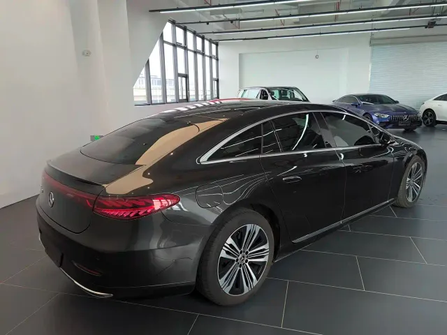 Mercedes-Benz EQS — Фото автомобиля 6