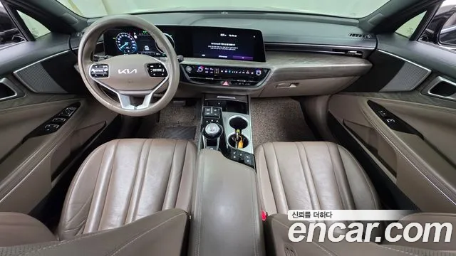 Kia K8 Hybrid — Фото автомобиля 7