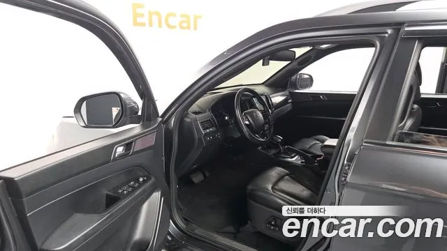 KG_Mobility_Ssangyong Rexton Новый Rexton Sport Khan Дизель 2.2 4WD — Фото автомобиля 10