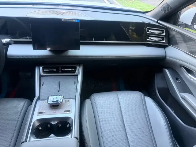 BYD Qin L — Фото автомобиля 24