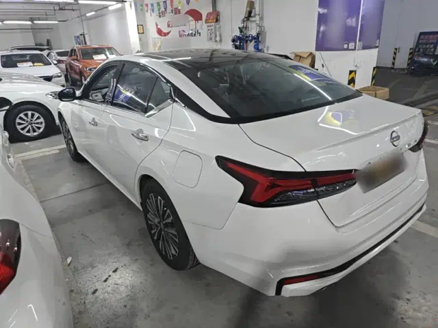 Nissan Teana — Фото автомобиля 4