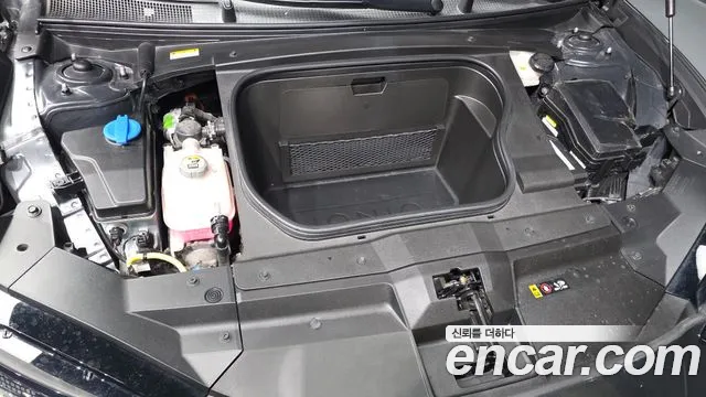Hyundai Ioniq 6 — Фото автомобиля 9
