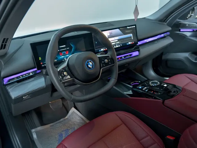BMW i5 — Фото автомобиля 9