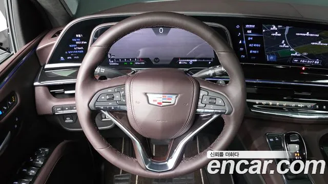 Cadillac Escalade Generation 5 — Фото автомобиля 14