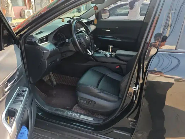 Toyota Venza — Фото автомобиля 9
