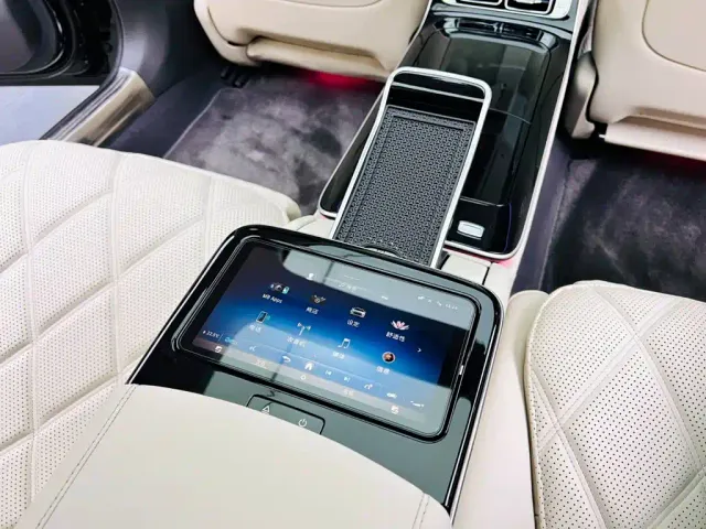 Mercedes-Benz Maybach S-Class — Фото автомобиля 16