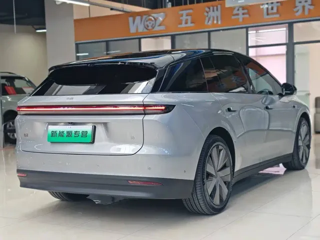 Li Auto i6 — Фото автомобиля 6