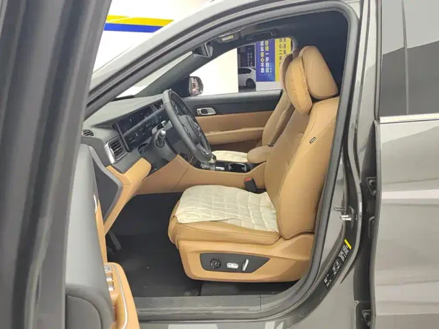 Li Auto ONE — Фото автомобиля 9