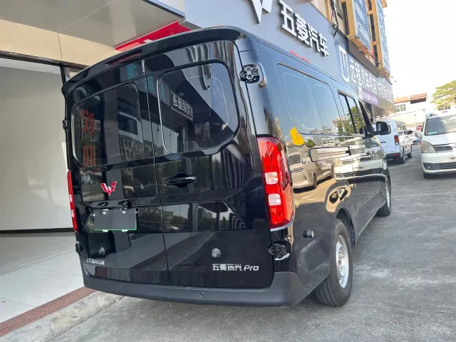Wuling Yangguang Pro — Фото автомобиля 4
