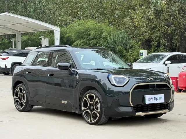 MINI Electric ACEMAN — Фото автомобиля 3
