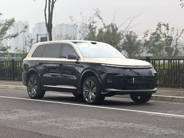 Li Auto L9 — Фото автомобиля 3
