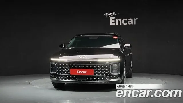 Hyundai Grandeur Grandeur (GN7) 2.5 Бензин 2WD — Фото автомобиля 3