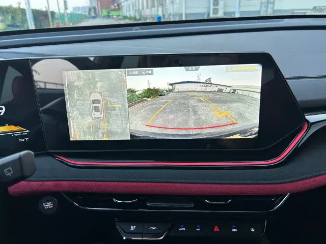 Changan X5 Plus — Фото автомобиля 18