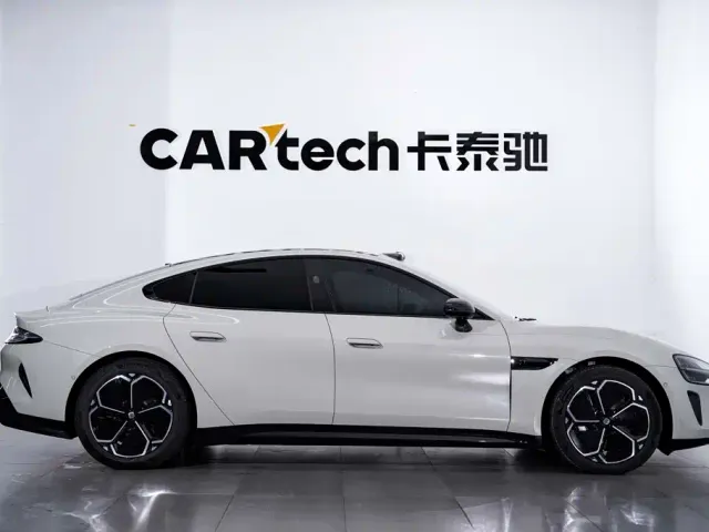 Xiaomi SU7 — Фото автомобиля 3