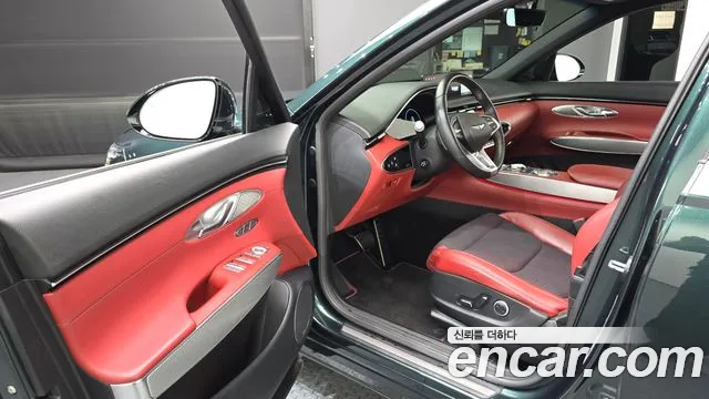 Genesis GV70 2.5T Бензин AWD — Фото автомобиля 8
