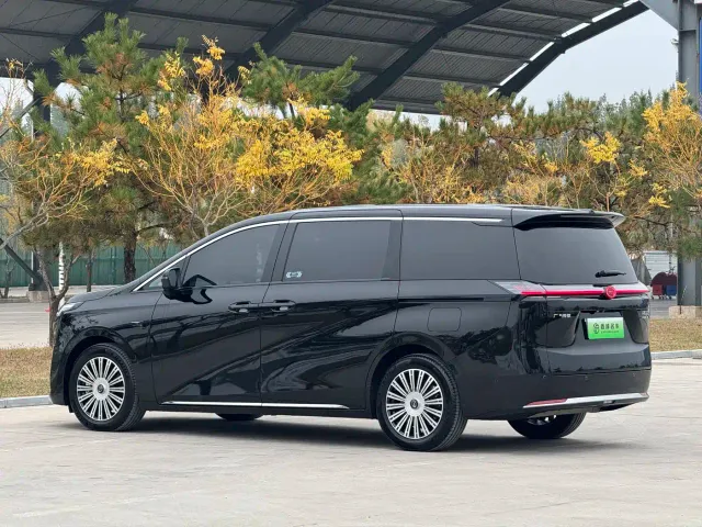 GAC Trumpchi E8 — Фото автомобиля 27