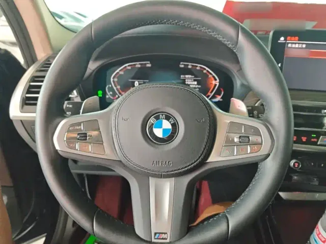 BMW X3 — Фото автомобиля 10