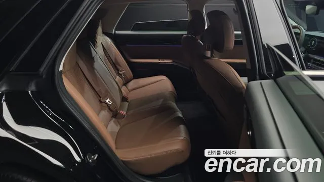 Hyundai Grandeur GN7 — Фото автомобиля 17