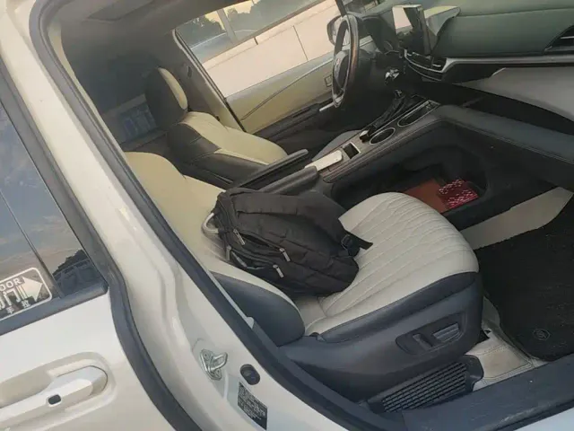 Toyota Sienna — Фото автомобиля 24