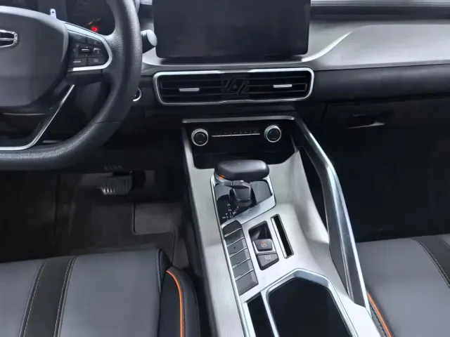 Geely Binyue — Фото автомобиля 14