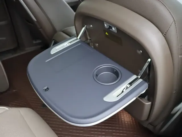 Volkswagen Viloran 2023 Facelift 380TSI Premium Edition — Фото автомобиля 17