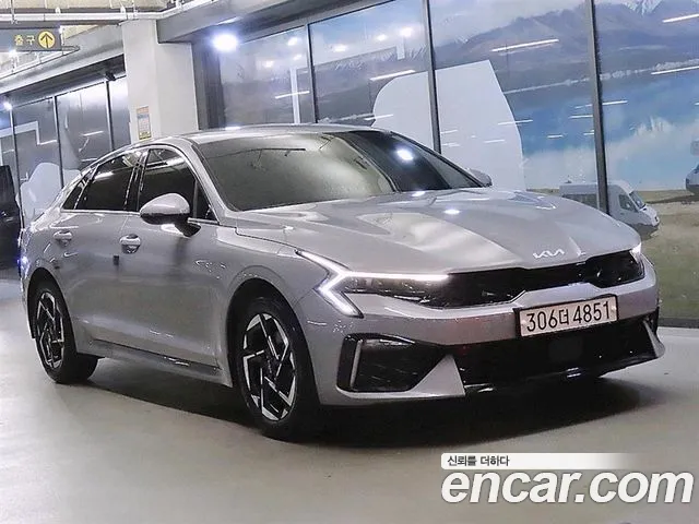 Фотография автомобиля — Kia K5 3rd Gen