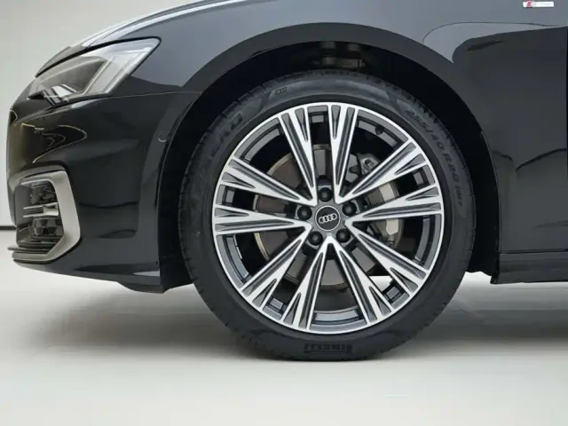 Audi A6L — Фото автомобиля 14