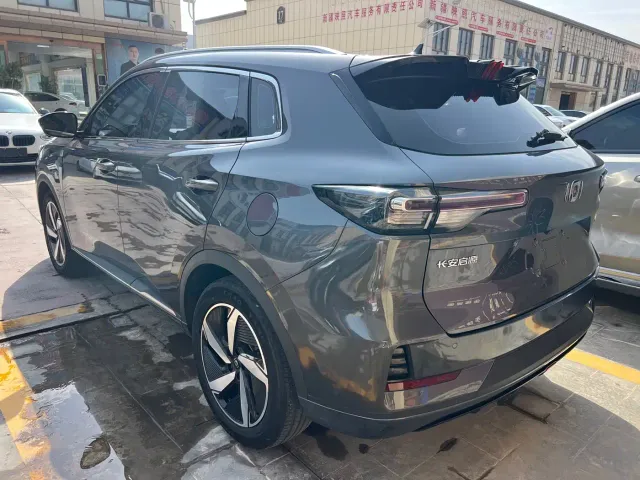 Changan Qiyuan Q05 — Фото автомобиля 7