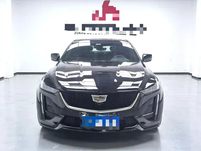 Cadillac CT5 — Фото автомобиля 2