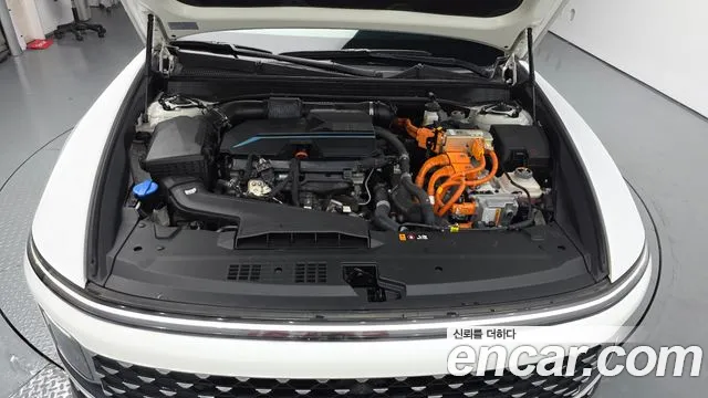 Hyundai Grandeur GN7 — Фото автомобиля 5