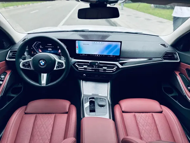 BMW 3 Series — Фото автомобиля 3