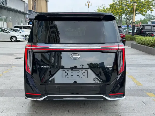 GAC Trumpchi M8 — Фото автомобиля 6