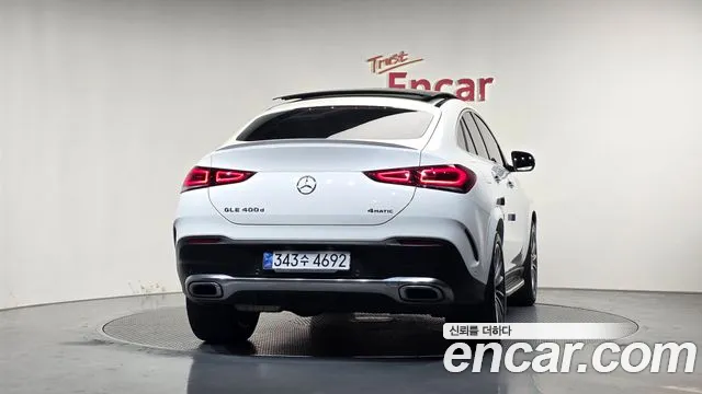 Mercedes-Benz GLE-Class — Фото автомобиля 4