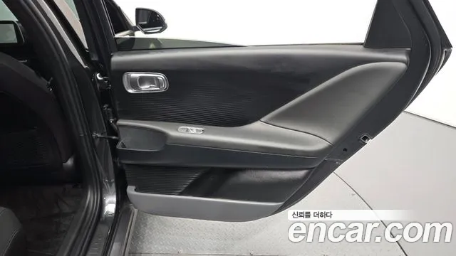 Hyundai Ioniq 6 — Фото автомобиля 14