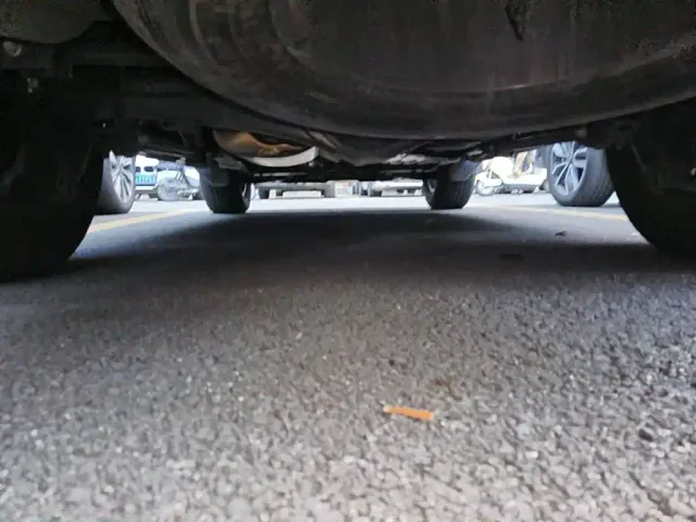 Toyota Prado — Фото автомобиля 10