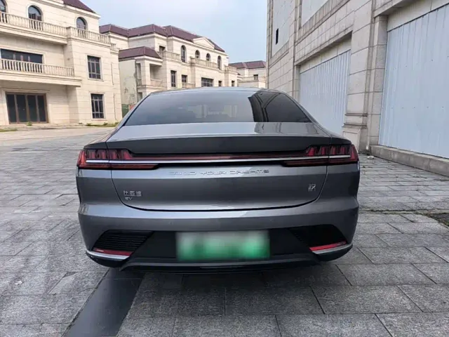 BYD Han — Фото автомобиля 5